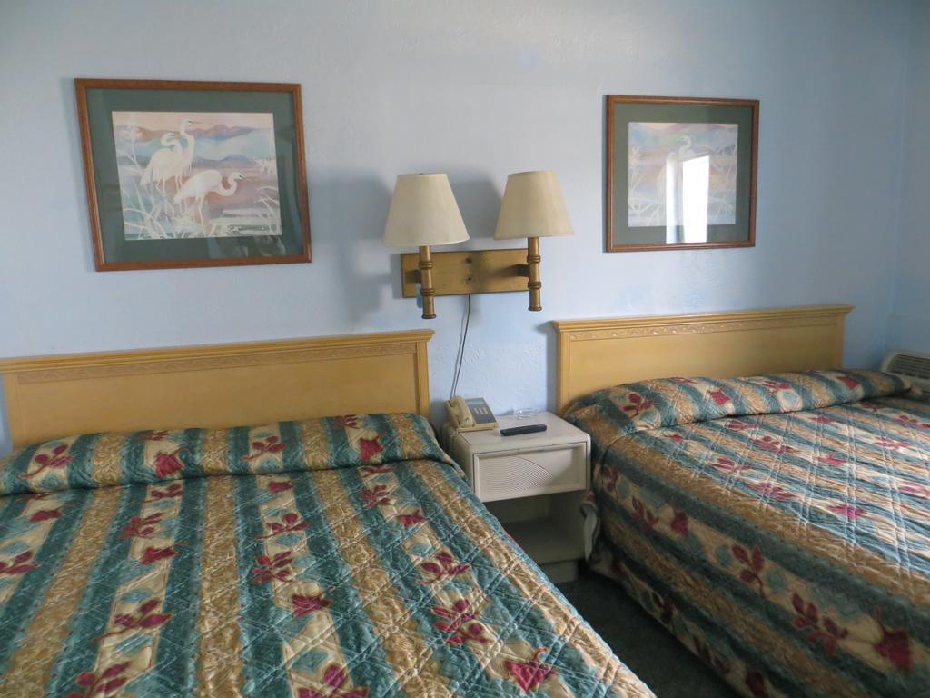 Skyway Motel Daytona Beach Room photo